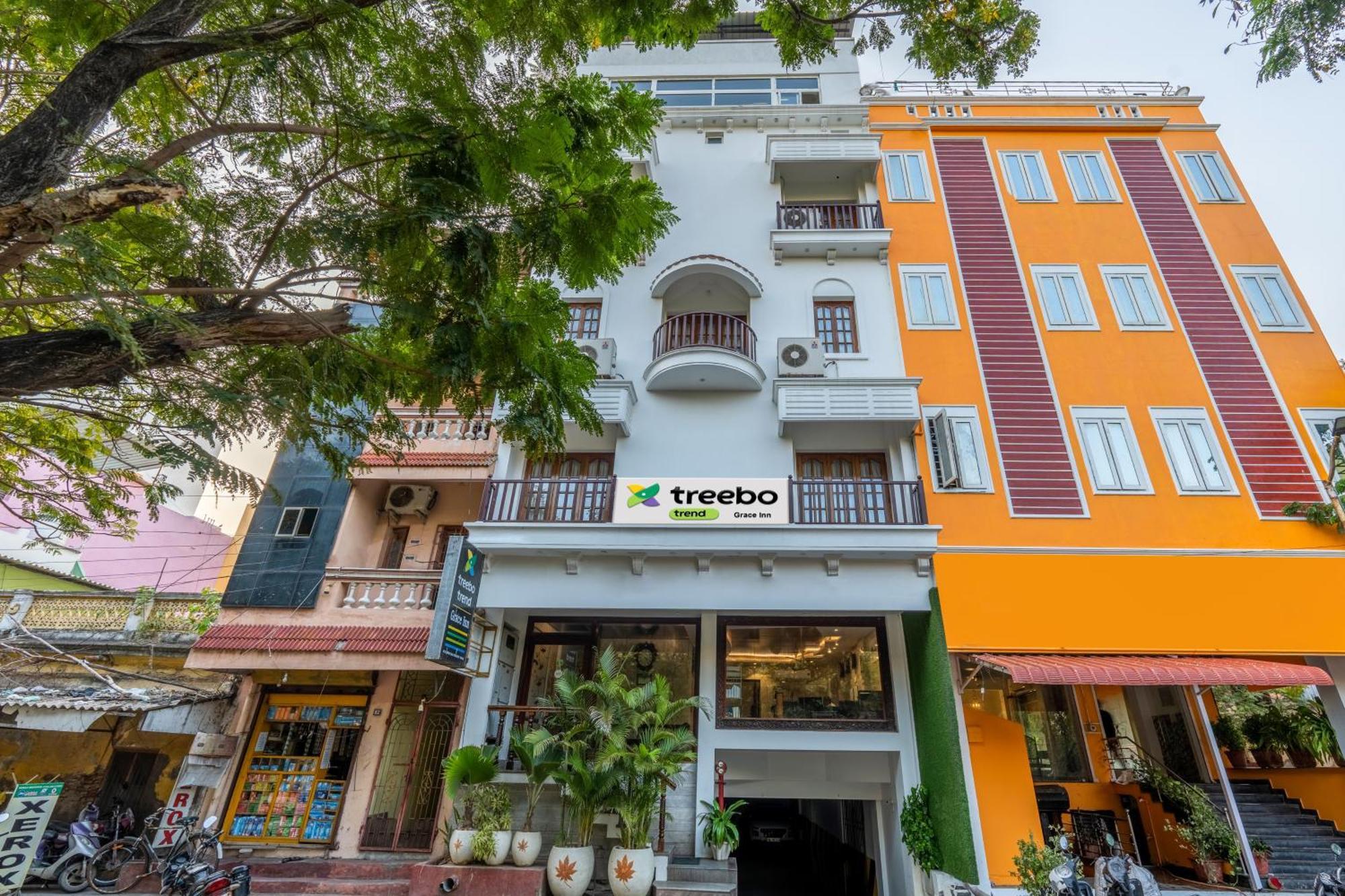 Treebo Grace Inn, 3 Min Walk From Promenade Beach Pondicherry Exterior foto